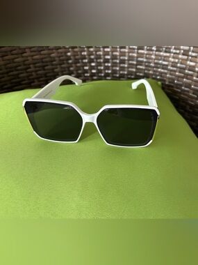 White Geometric Frame Sunglasses with Dark Lenses and Gold Trim